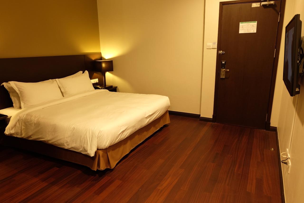 Lazenda Hotel Λαμπουάν Εξωτερικό φωτογραφία